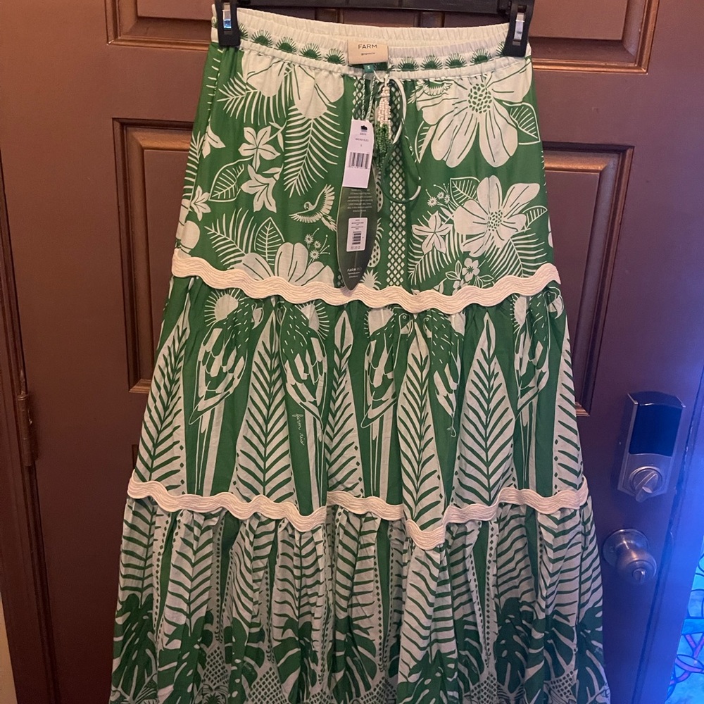 Farm Rio Off White Macaw Elegance Maxi Skirt - NWT - Size Small